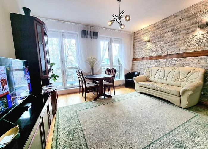 Saska Kepa Apartment