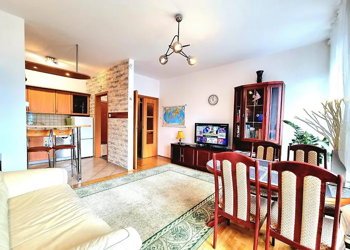 Saska Kepa Apartment