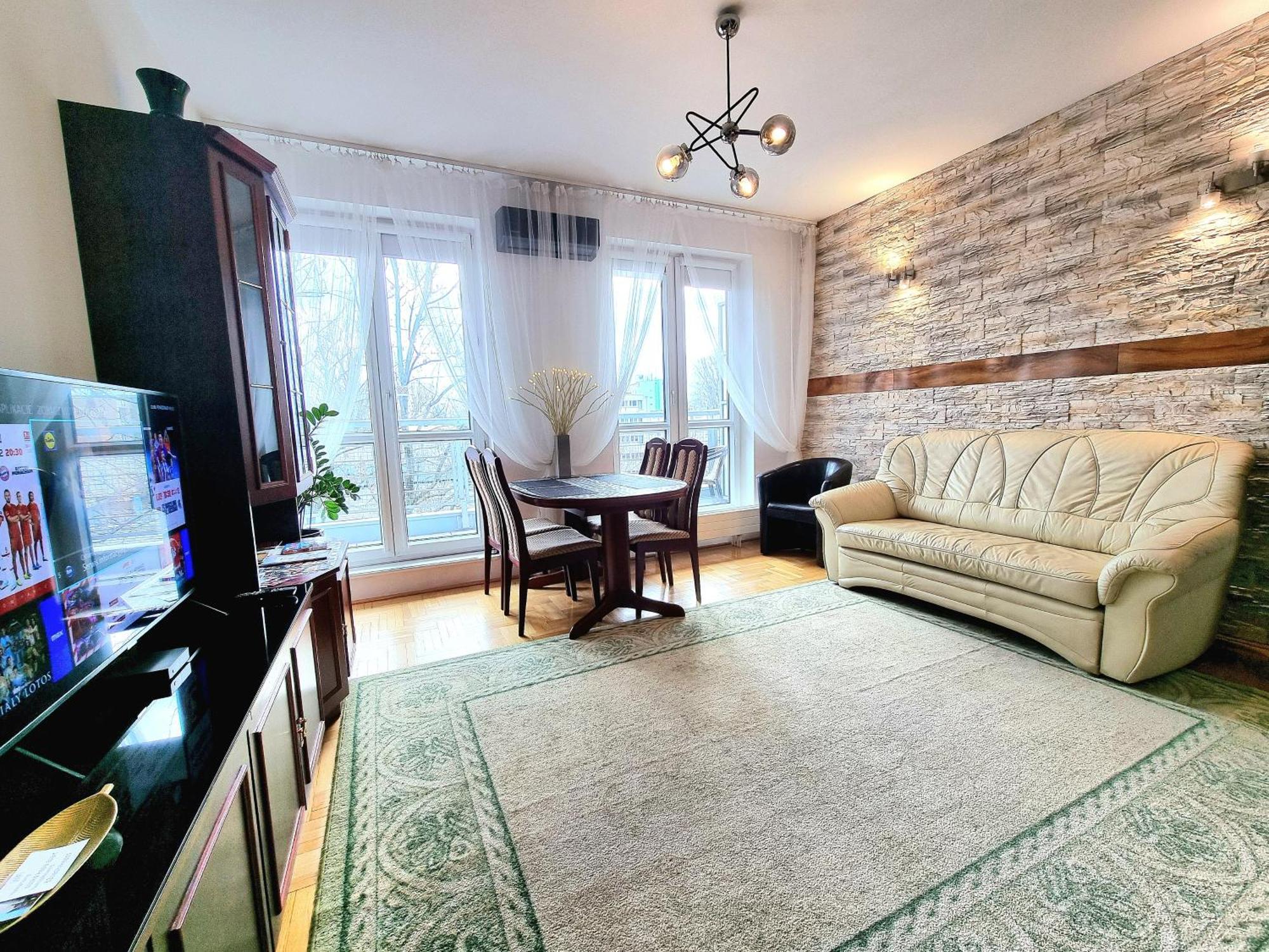 Apartment Saska Kepa